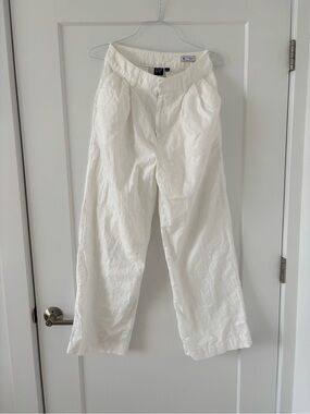 GAP Pleated Linen Pants - White
